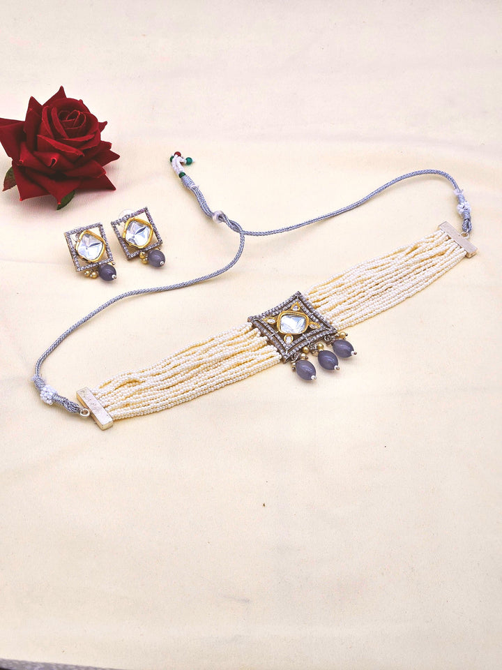 Stunning Antique Gold AD-Faux Kundan Polky-Purple Glass Beads-Pearl Choker Necklace-Earring Set