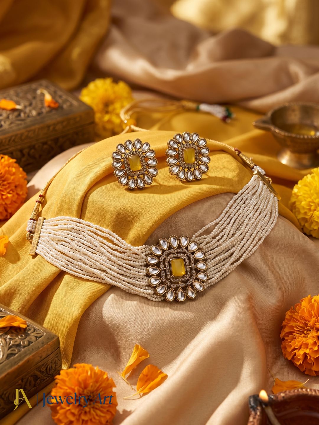 Antique gold plated necklace set with AD faux kundan polky and yellow stones
