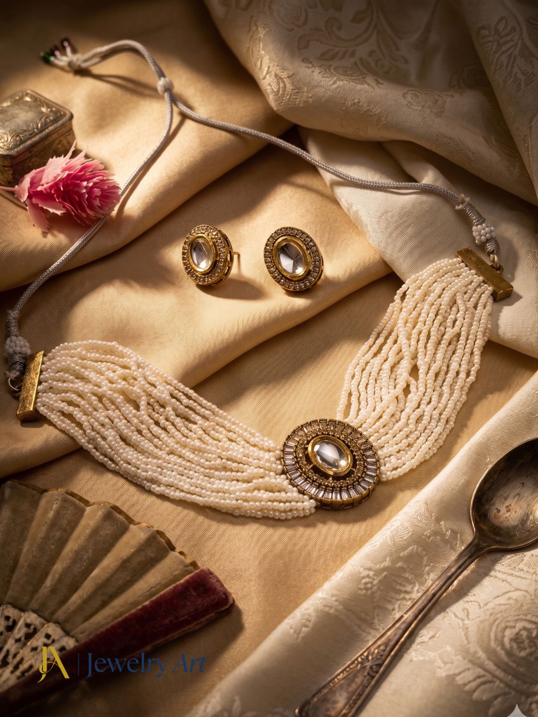Classic traditional necklace set with antique gold polish and glass beads
