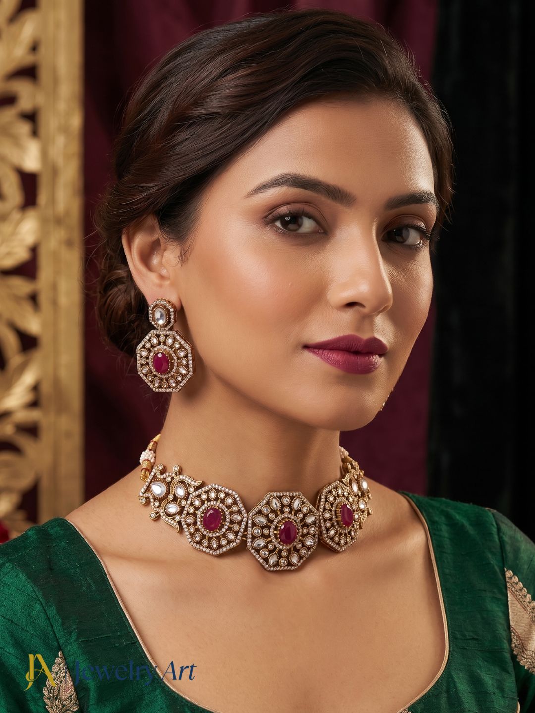 Beautiful antique gold plated jewelry set with artistic designer craftsmanship
