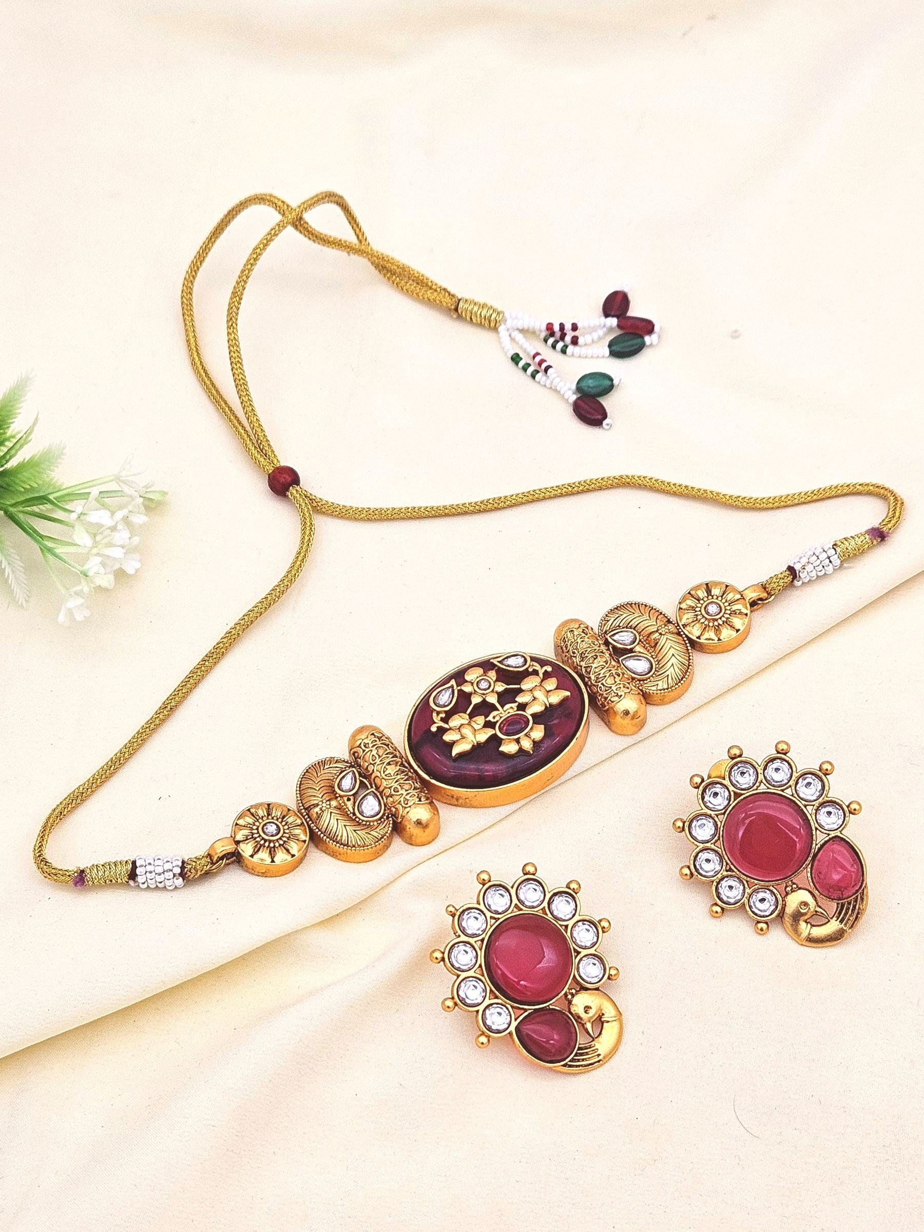 Awesome Antique Gold plated Synthetic Polki-Red Monalisa - Glass Stone Choker Necklace-Earring Set