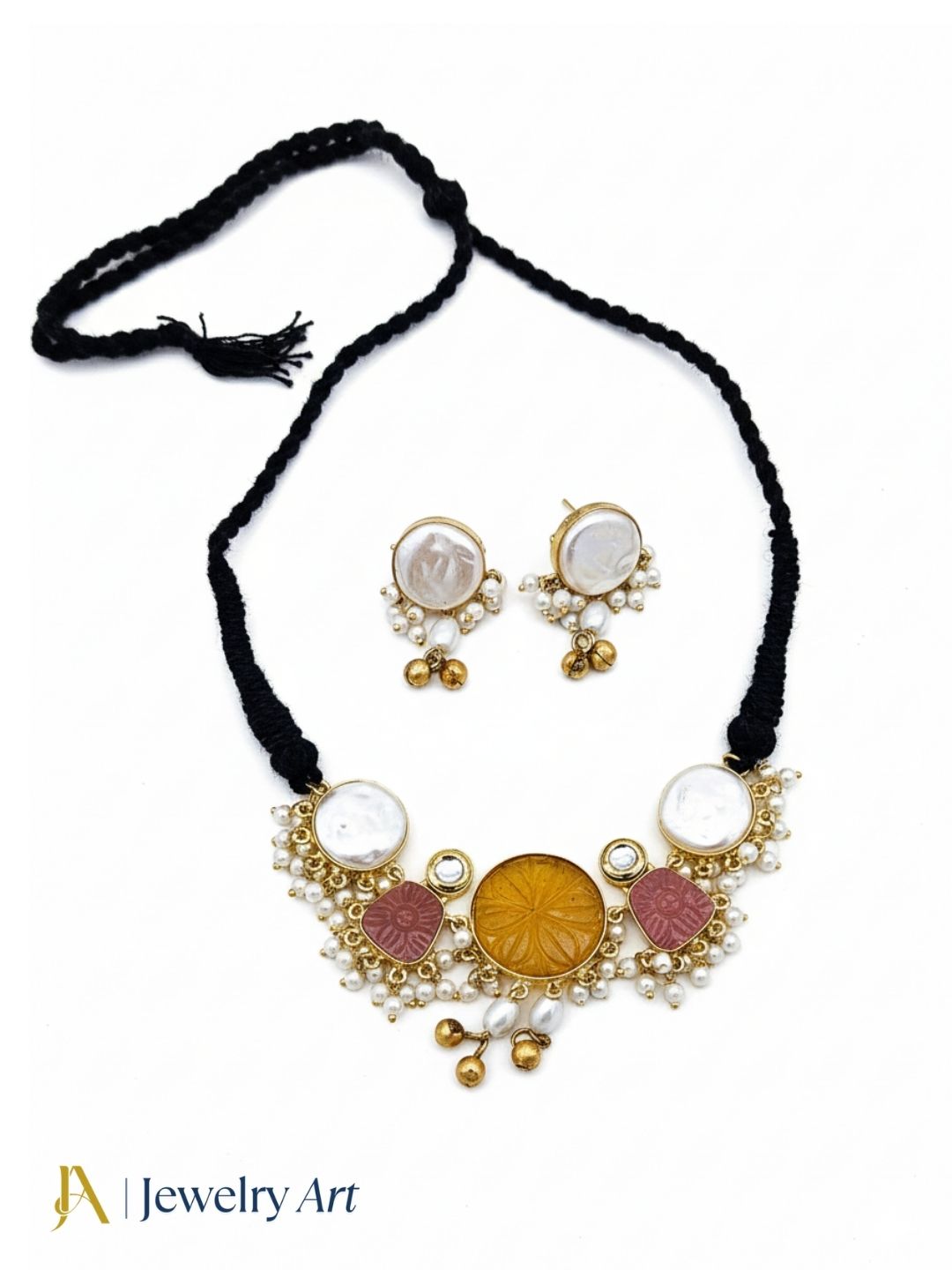 Handcrafted look ethnic choker necklace set with kundan polky detailing
