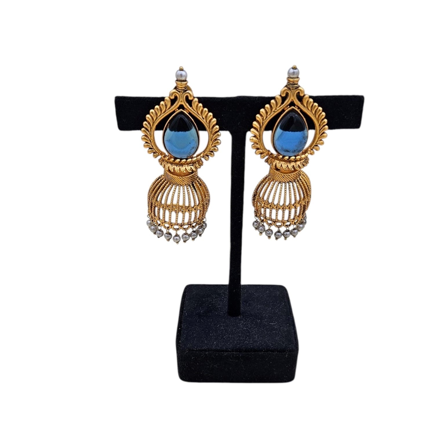 Earrings featuring Polki, blue Monalisa stones, and glass pearls – part of antique gold plated jewelry set
