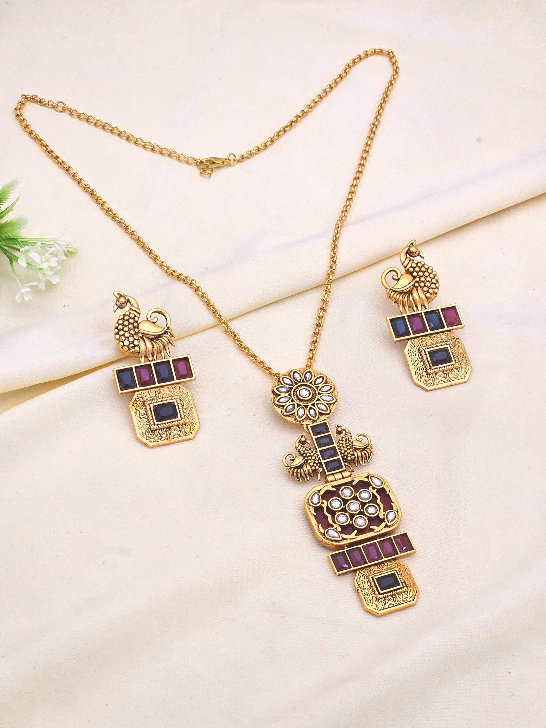 Gorgeous Antique Gold plated Red & Black Glass Stone- Synthetic Polky Statement Necklace-Earring Set