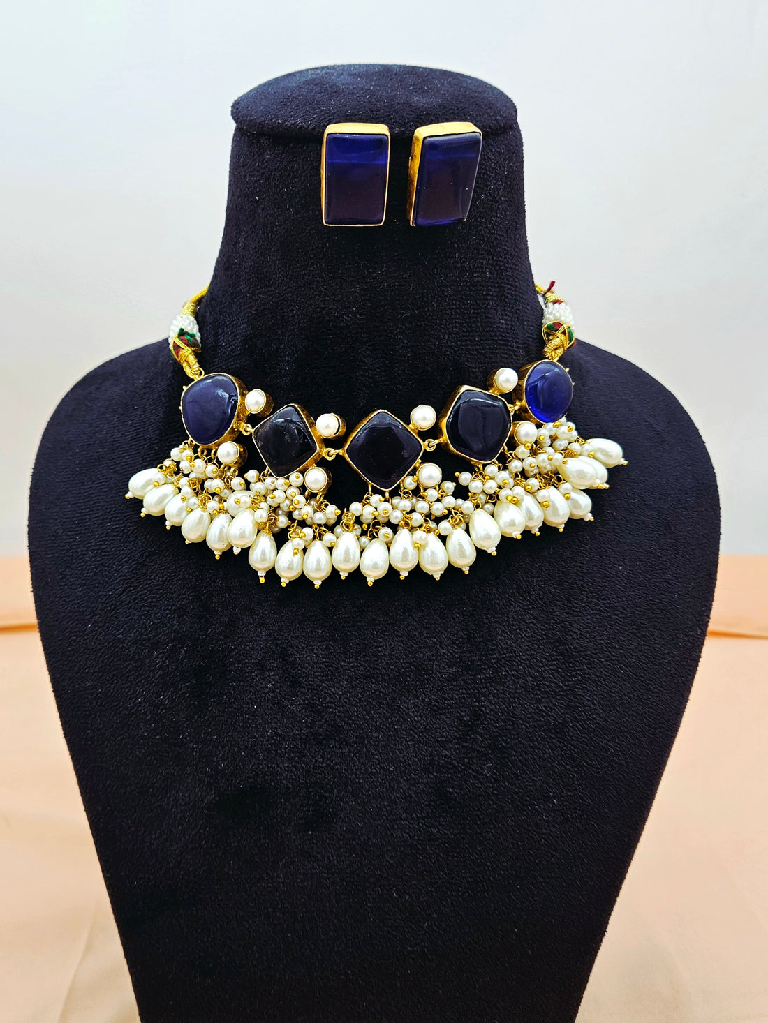 Antique Gold plated Blue Glass Stone-Pearl Color Necklace-Stud Earring Set