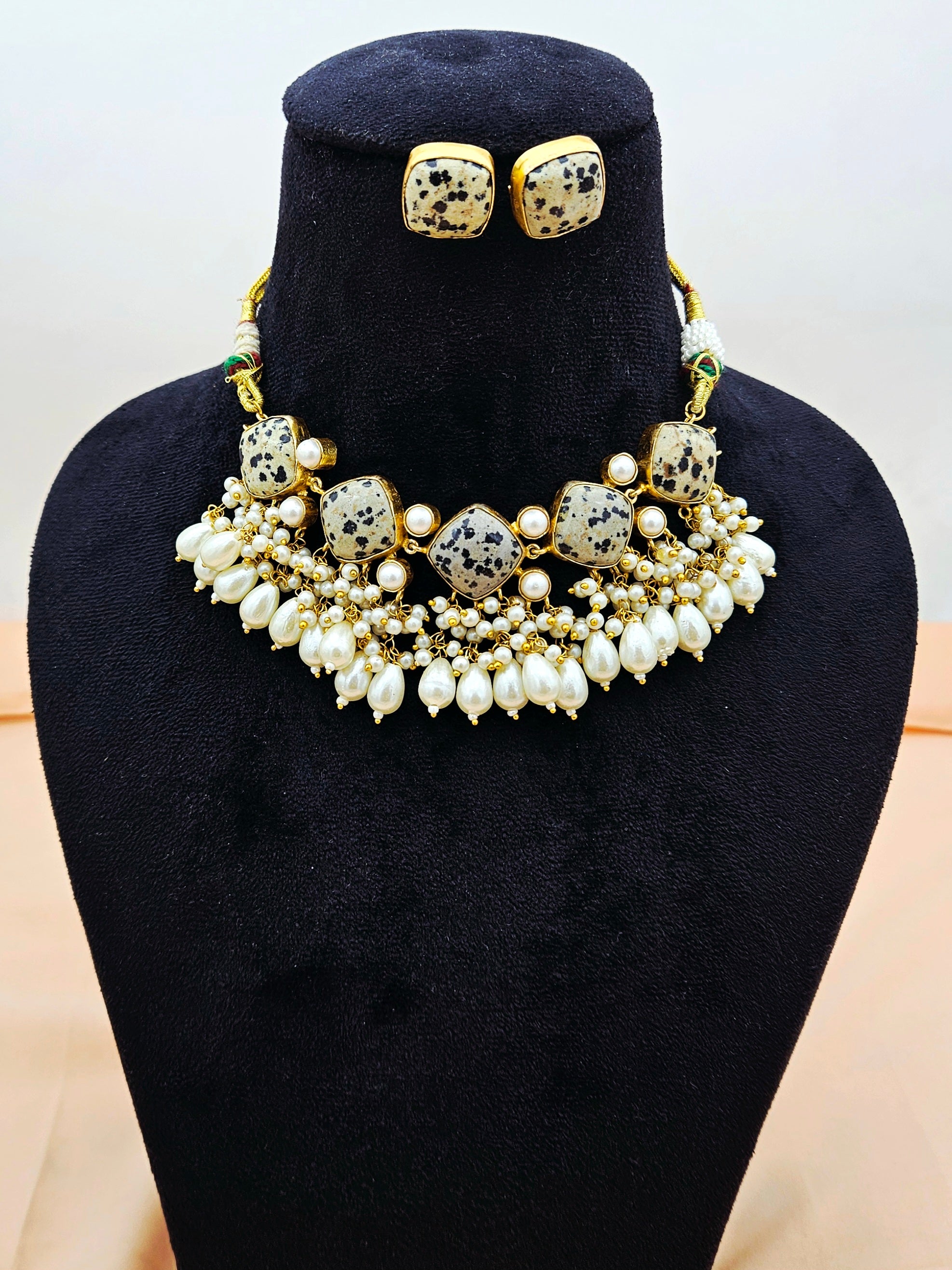 Antique Gold plated Dalmatian Black Spots on Off-white Glass Stone-Pearl Color Necklace-Stud Earring Set