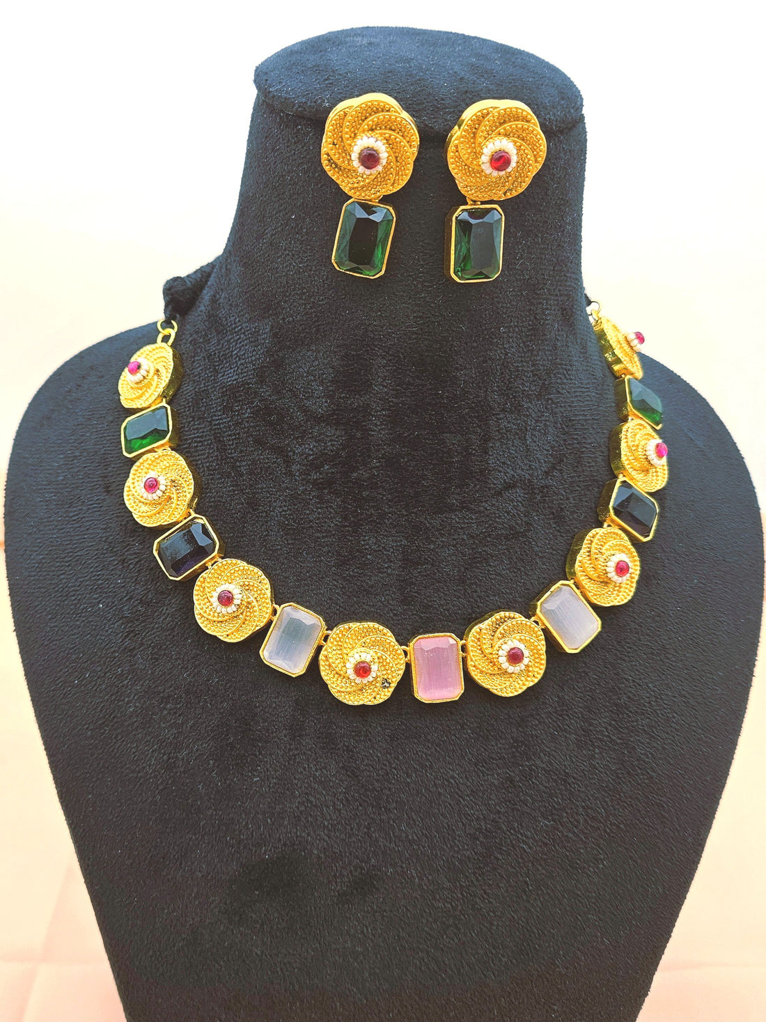 Stunning Antique Gold plated Pink-Green-Off white Color Monalisa Stone Necklace- Earring Set