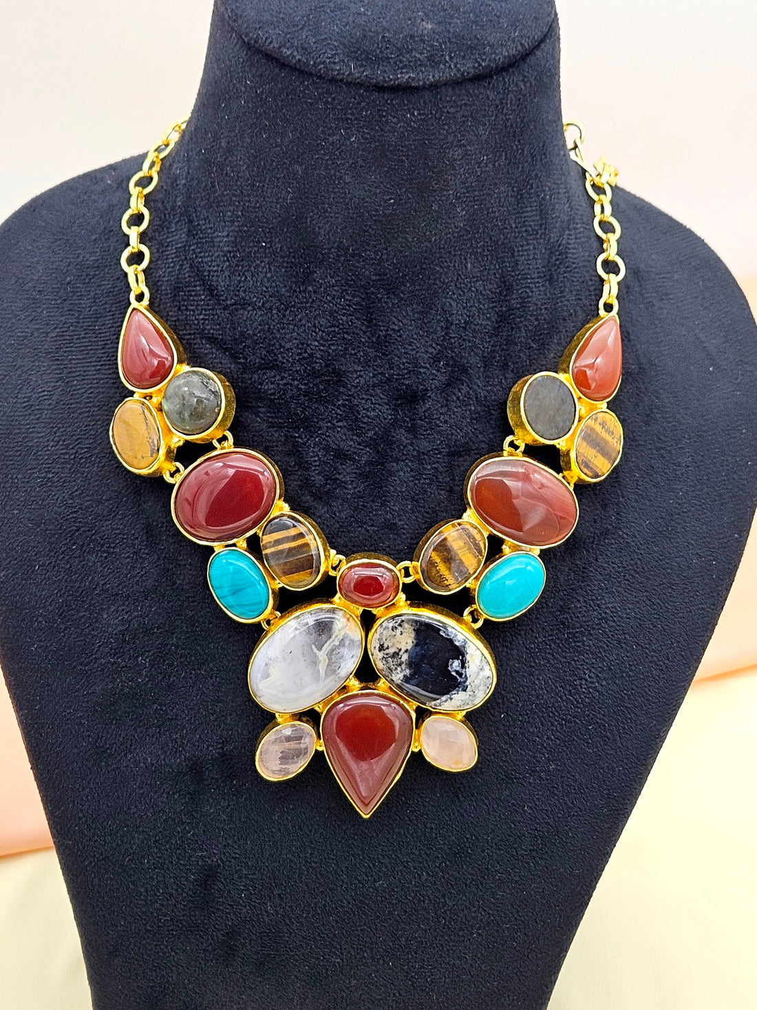 Awesome Gold plated Multi color Semi Precious Stones attractive Designer Costume Statement Necklace