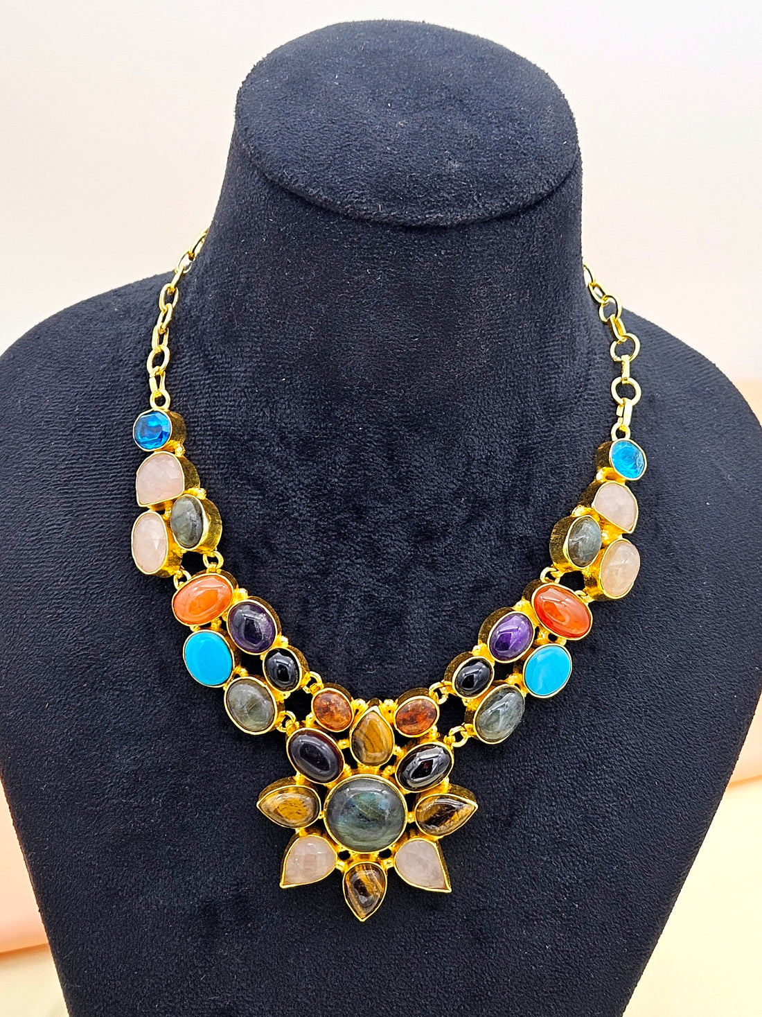 Awesome Gold plated Multi color Semi Precious Stones attractive Designer Costume Statement Necklace