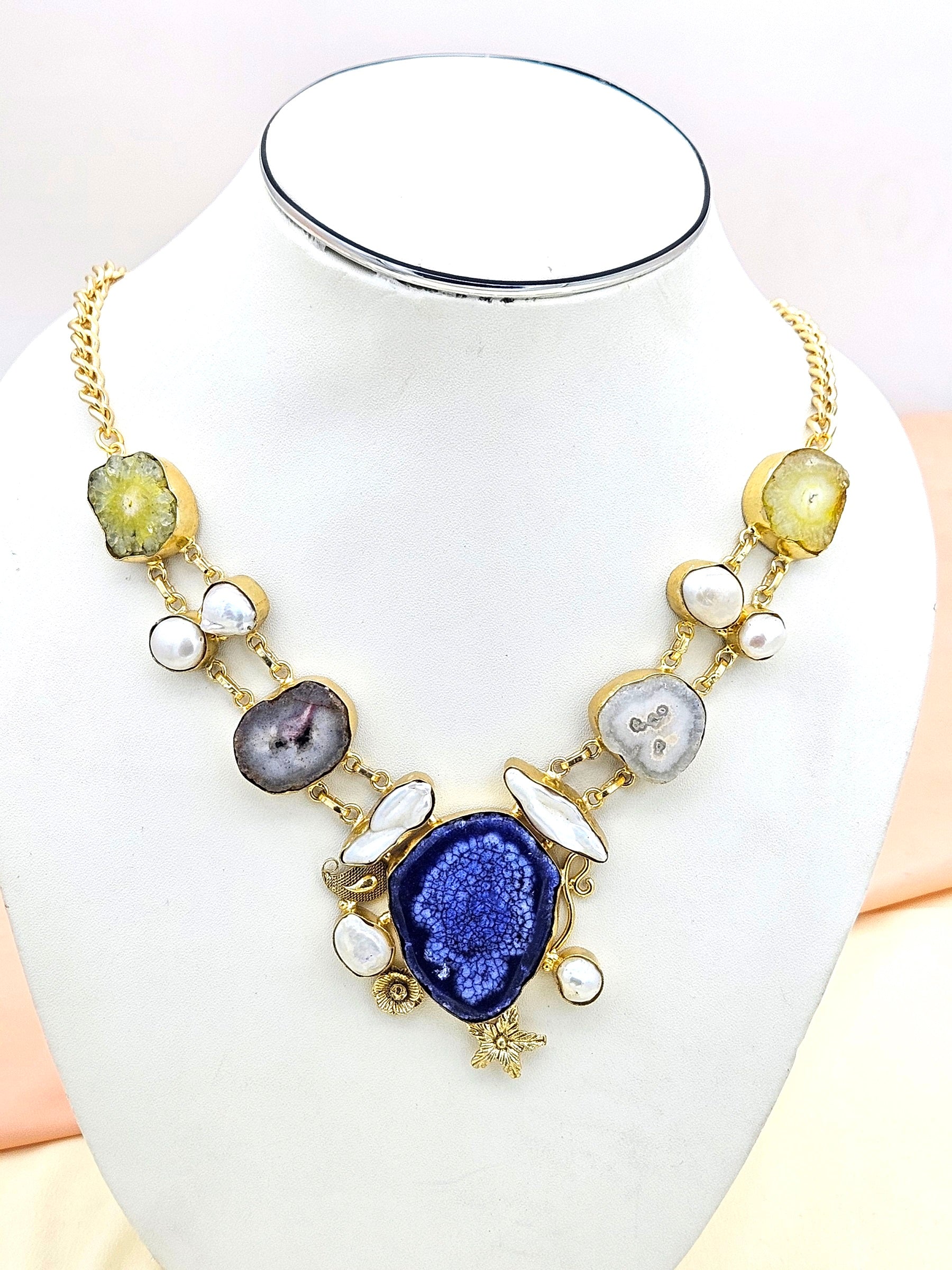 Charming Gold plated Multi Color Solar Quartz-Pearl Light Weight Statement Necklace