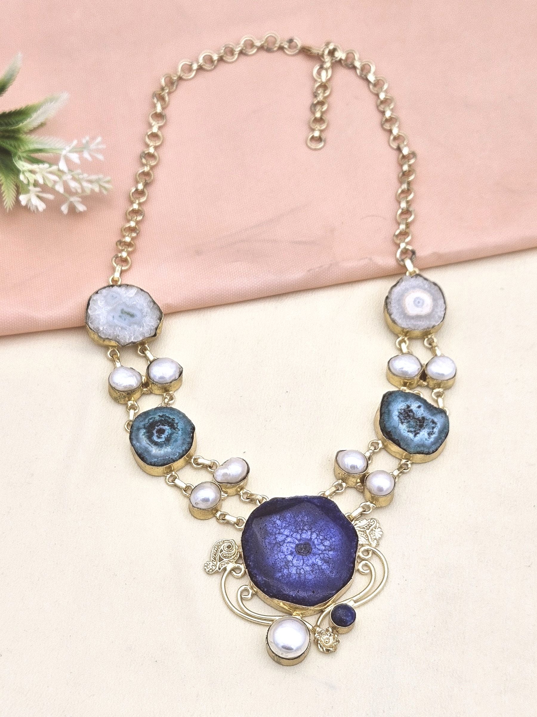 Charming Gold plated Multi Color Solar Quartz-Pearl Light Weight Statement Necklace