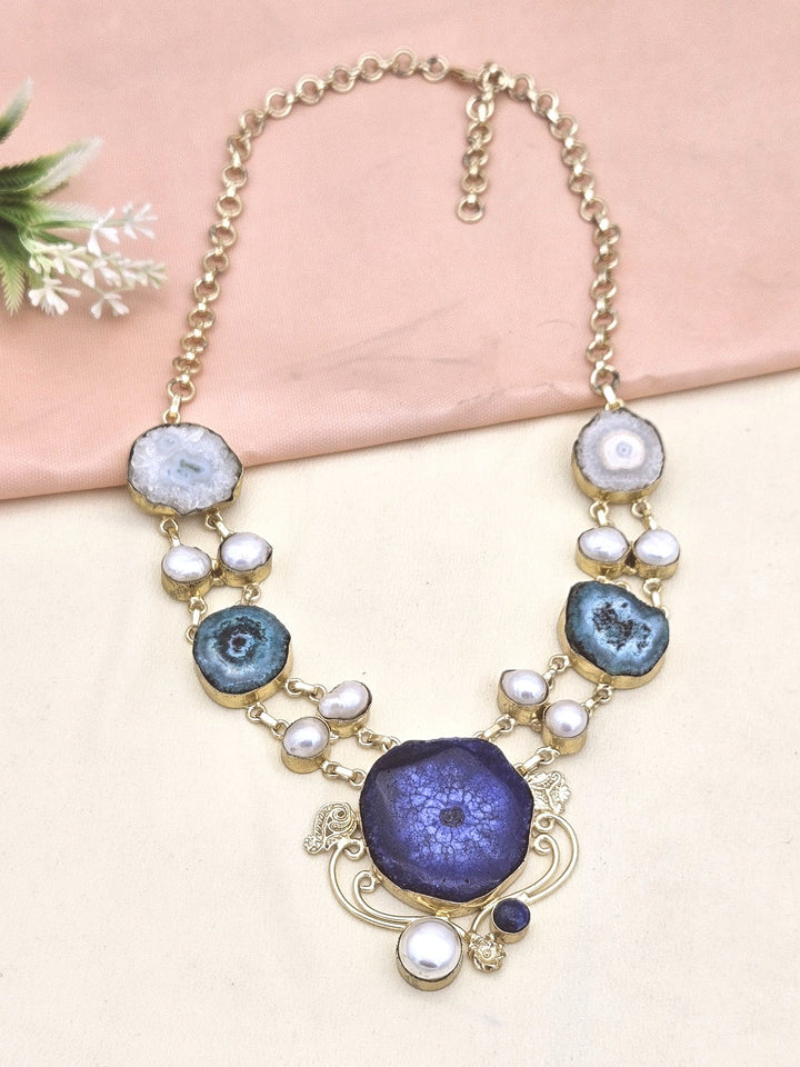 Charming Gold plated Multi Color Solar Quartz-Pearl Light Weight Statement Necklace