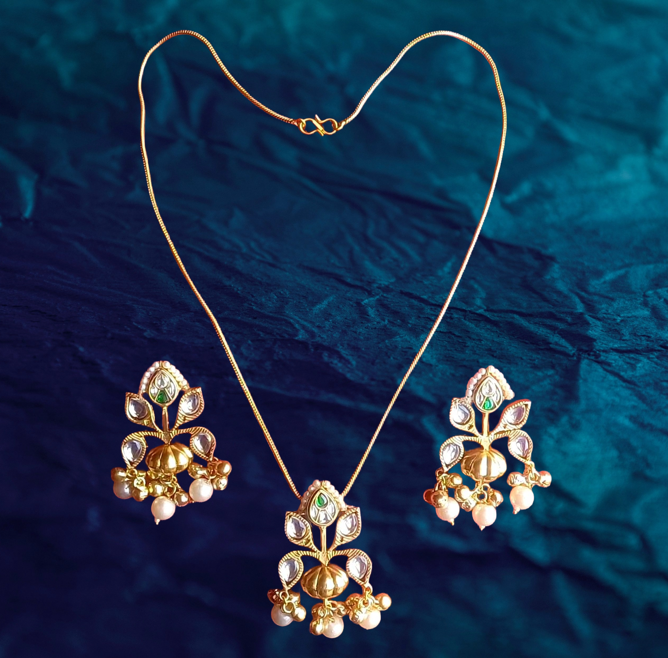Awesome Gold plated White-Green Glass Motif-Synthetic Polky Light weight Chain Pendant-Earring Set