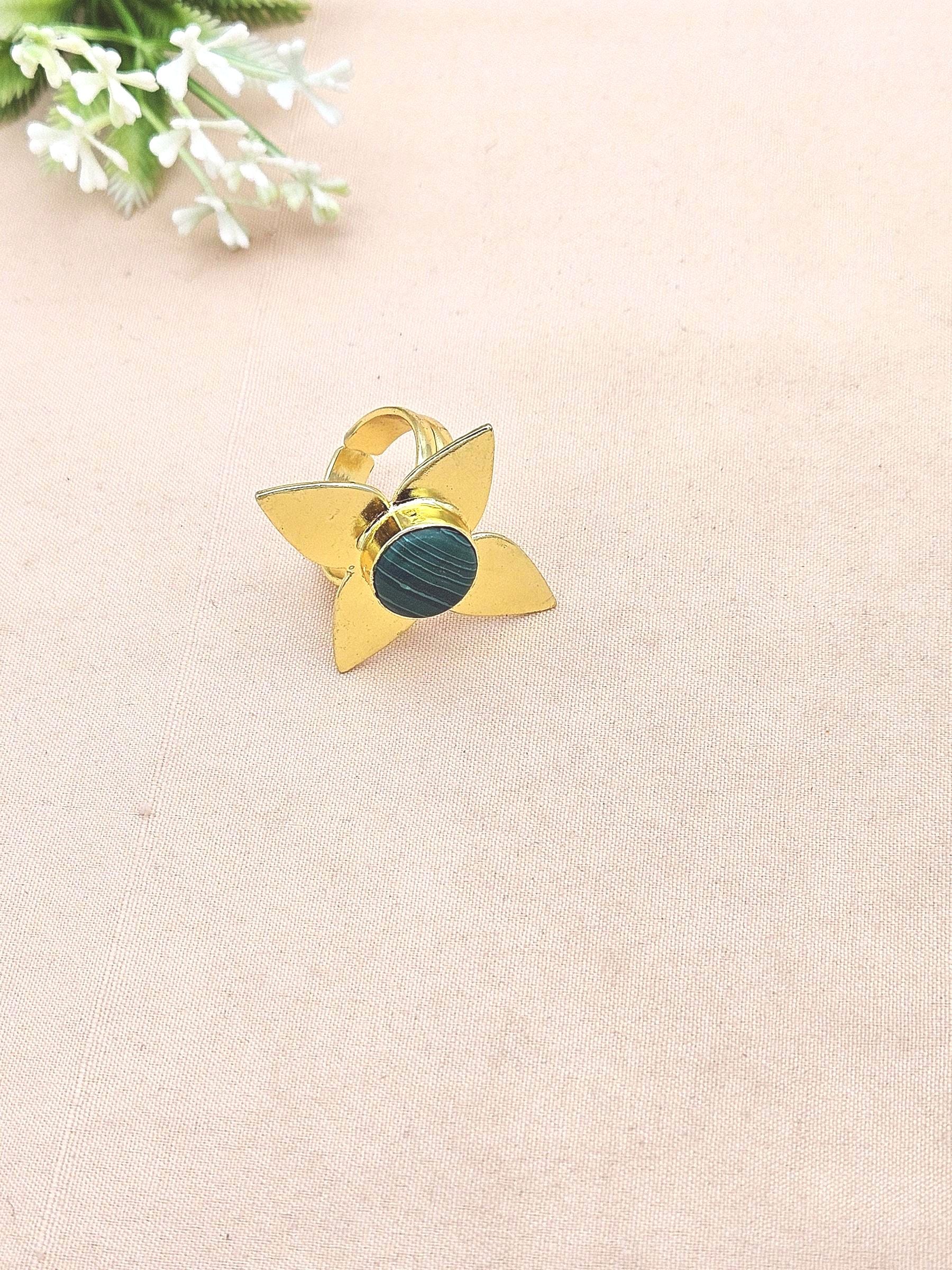 Awesome Gold plated Malachite Stone Charming Leaf Designer US 8 Adjustable Finger Ring