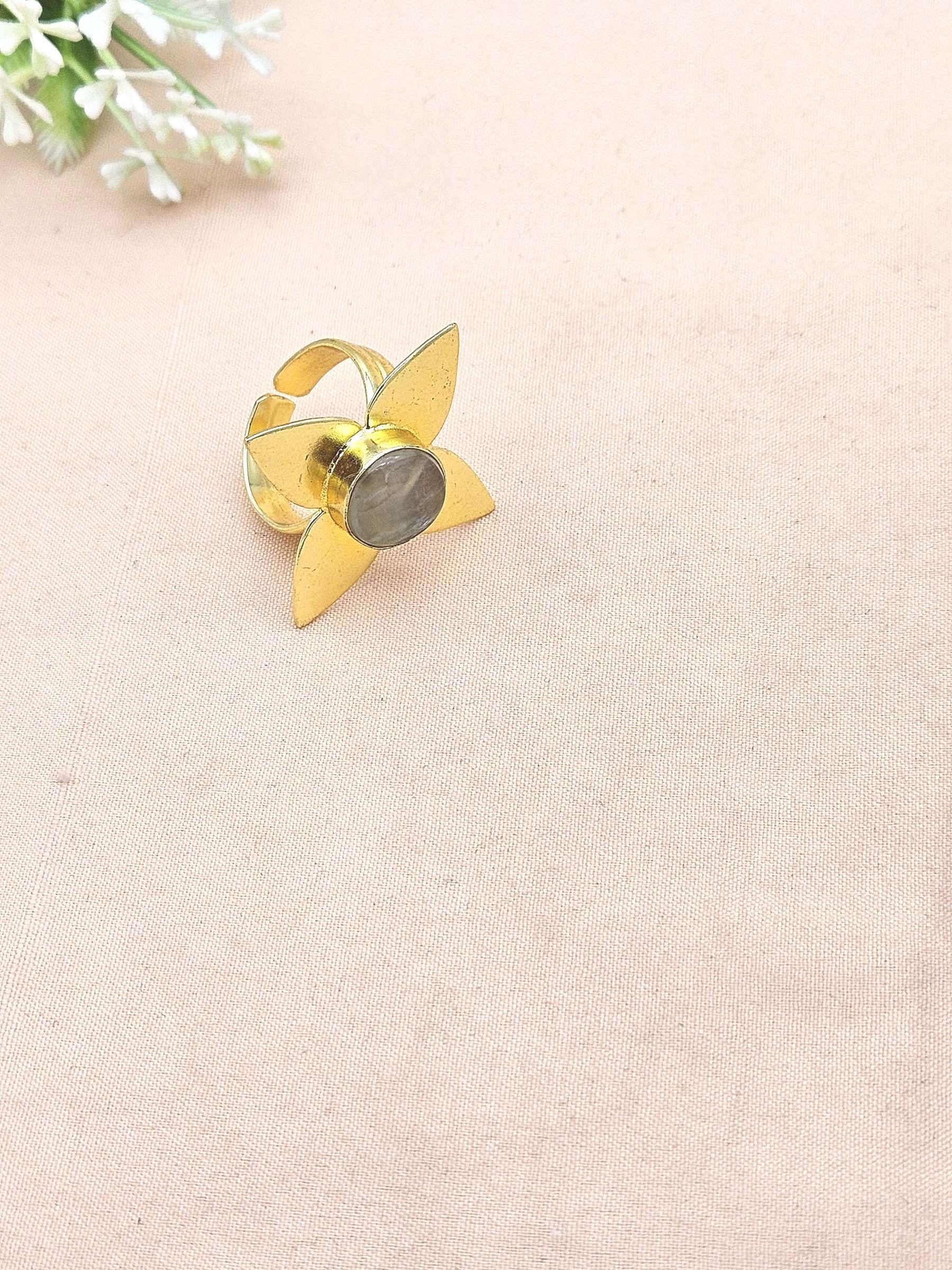 Awesome Gold plated Prehnite Charming Leaf Designer US 7 Adjustable Finger Ring