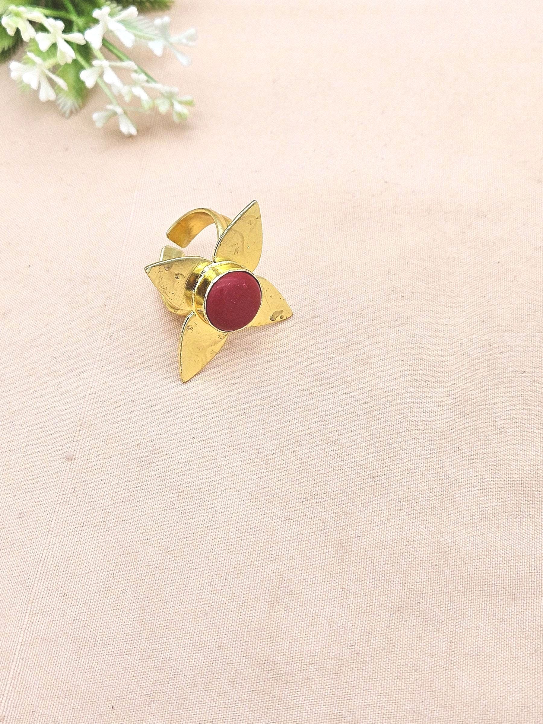 Awesome Gold plated Coral Charming Leaf Designer US 7.5 Adjustable Finger Ring