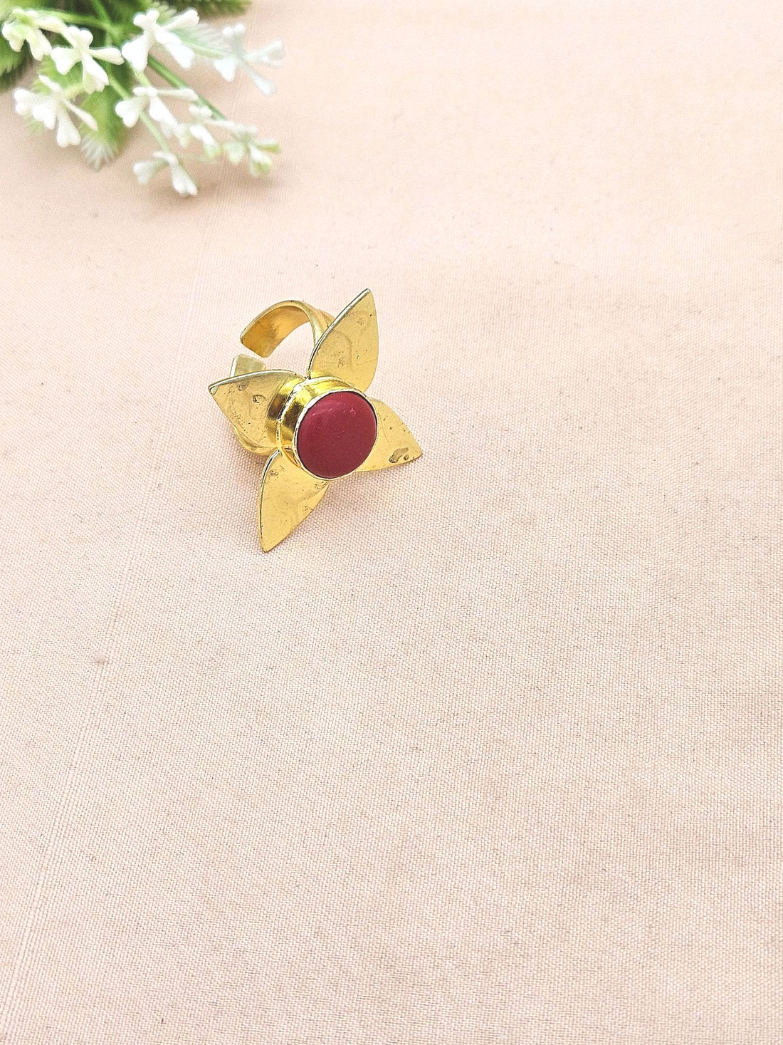 Awesome Gold plated Coral Charming Leaf Designer US 7.5 Adjustable Finger Ring
