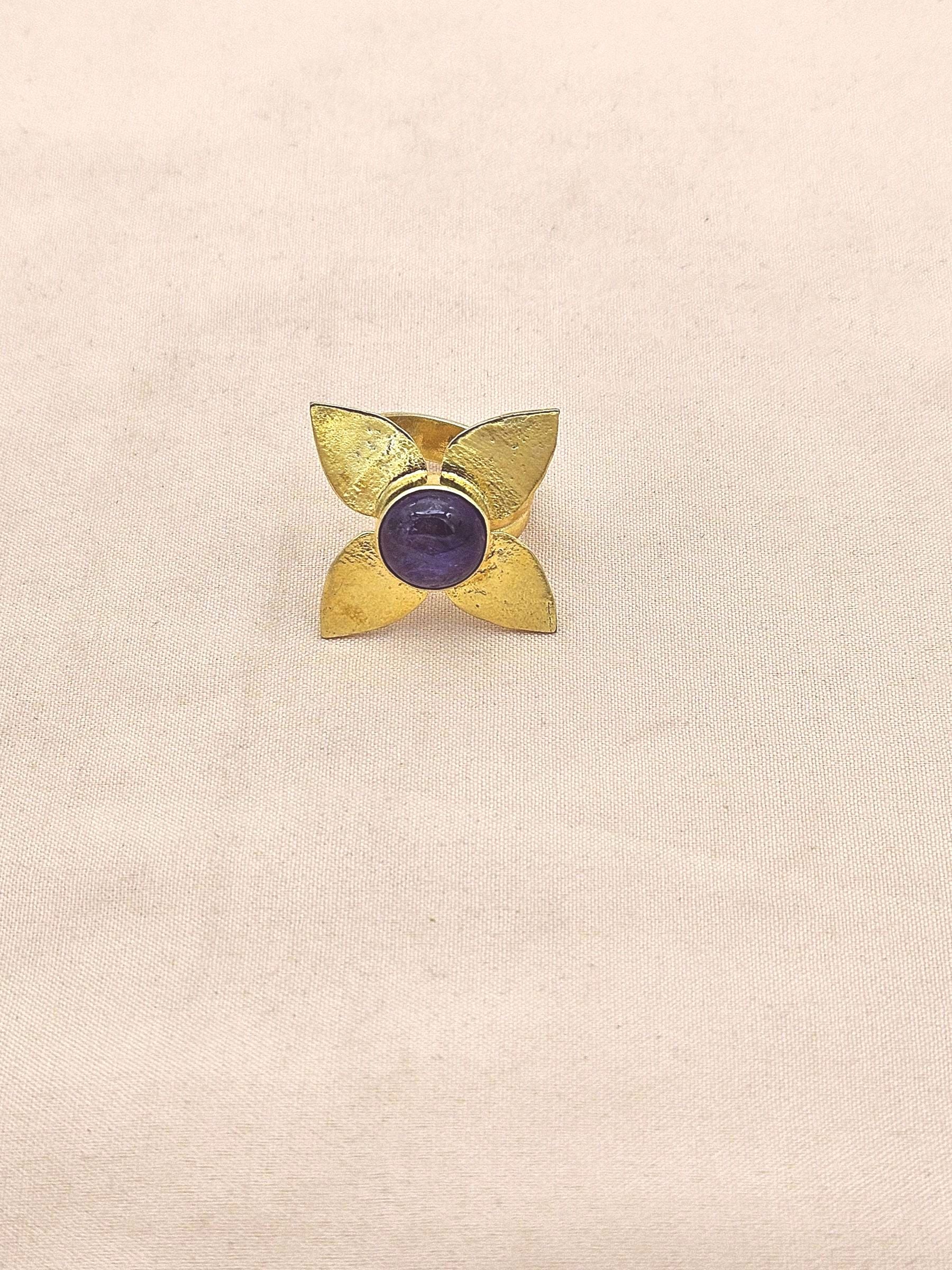 Awesome Gold plated Amethyst Charming Leaf Designer US 7.5 Adjustable Finger Ring