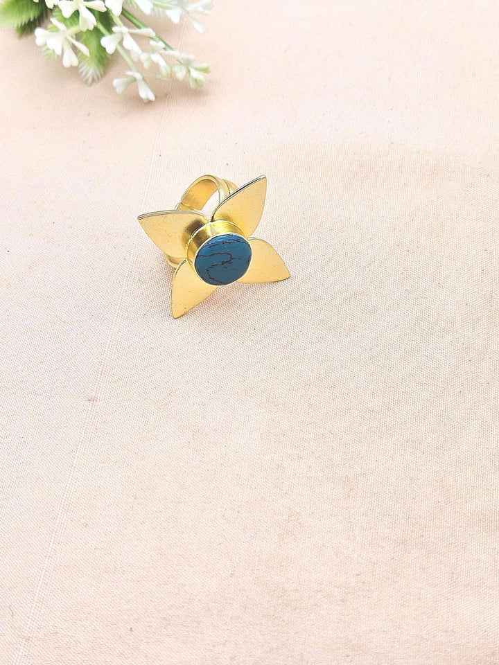 Awesome Gold plated Turquoise Charming Leaf Designer US 7.5 Adjustable Finger Ring