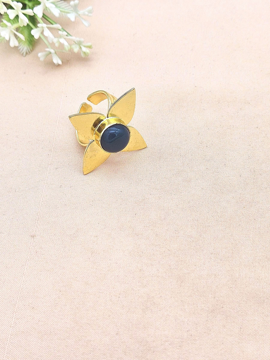Awesome Gold plated Green Onyx Charming Leaf Designer US 7.5 Adjustable Finger Ring
