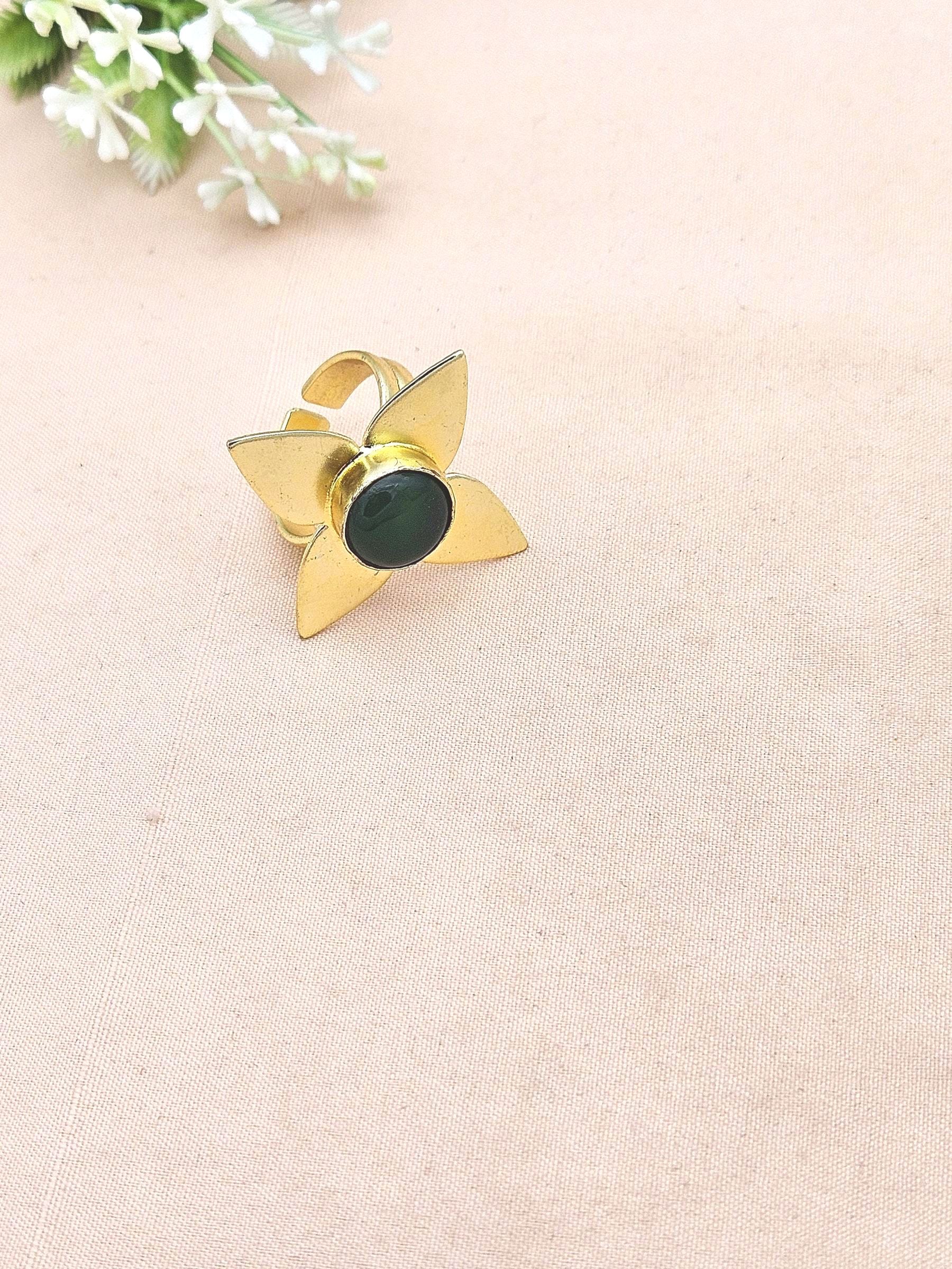 Awesome Gold plated Green Onyx Gemstone Charming Leaf Designer US 8 Adjustable Finger Ring