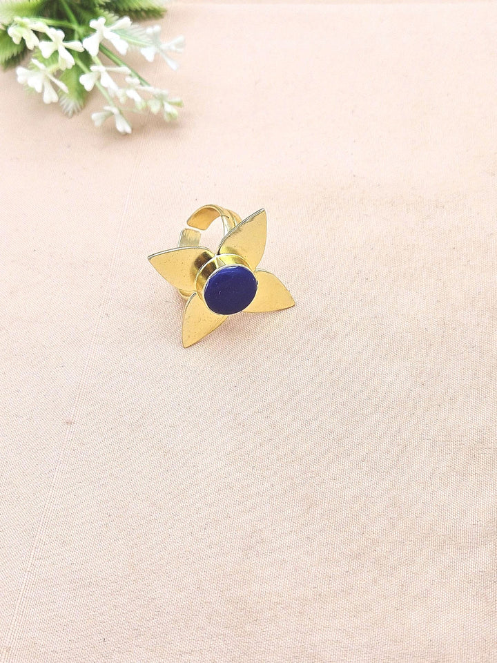 Awesome Gold plated Blue Glass Charming Leaf Designer US 7 Adjustable Finger Ring