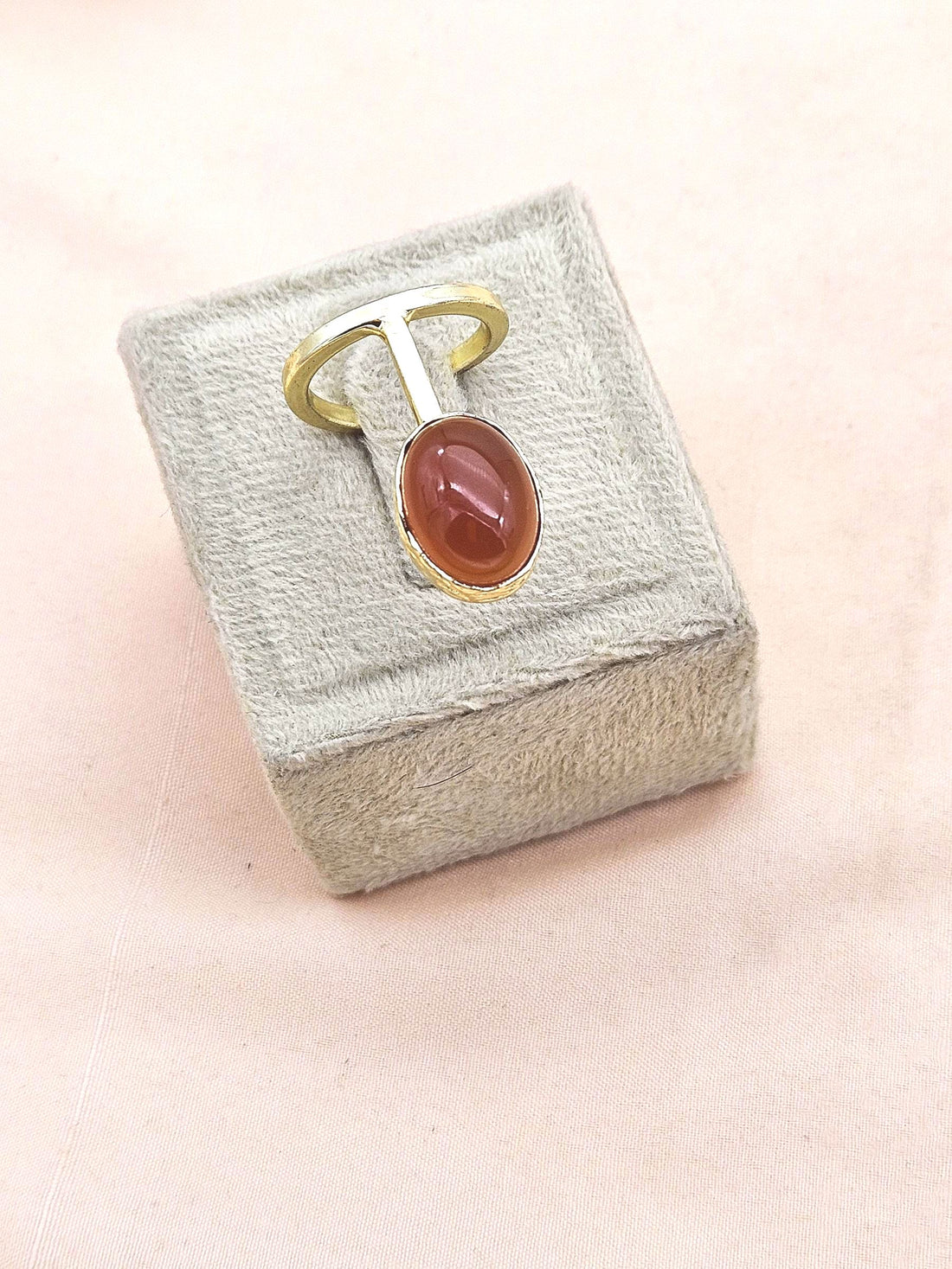 Elegant Handmade Gold plated Red Onyx stone Band Design Ring - Women's Fashion Jewelry