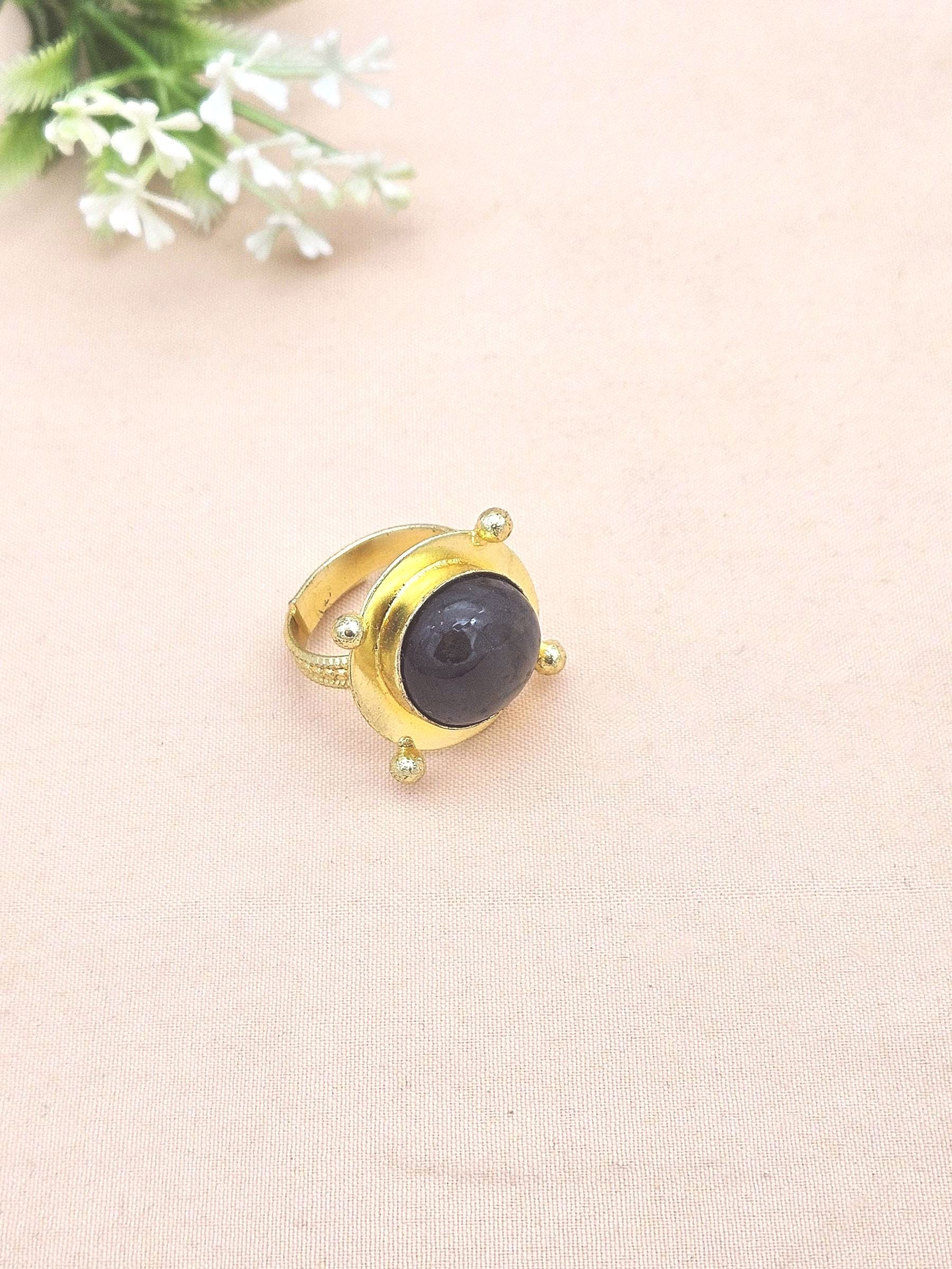 Awesome Gold plated Labradorite stone Round Designer Finger Ring for women