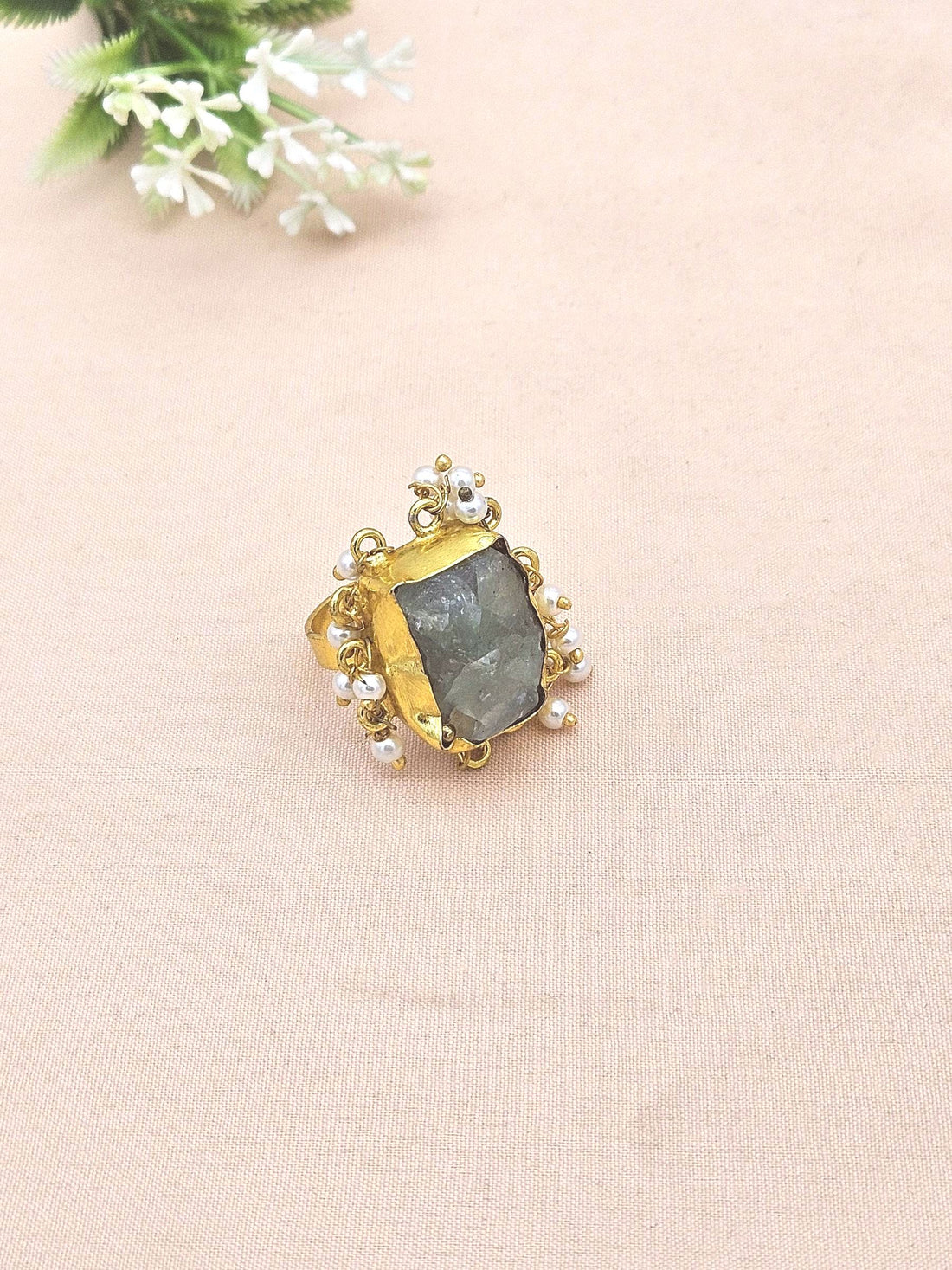 Charming Gold plated Rough Green Onyx stone Designer Finger Ring for women