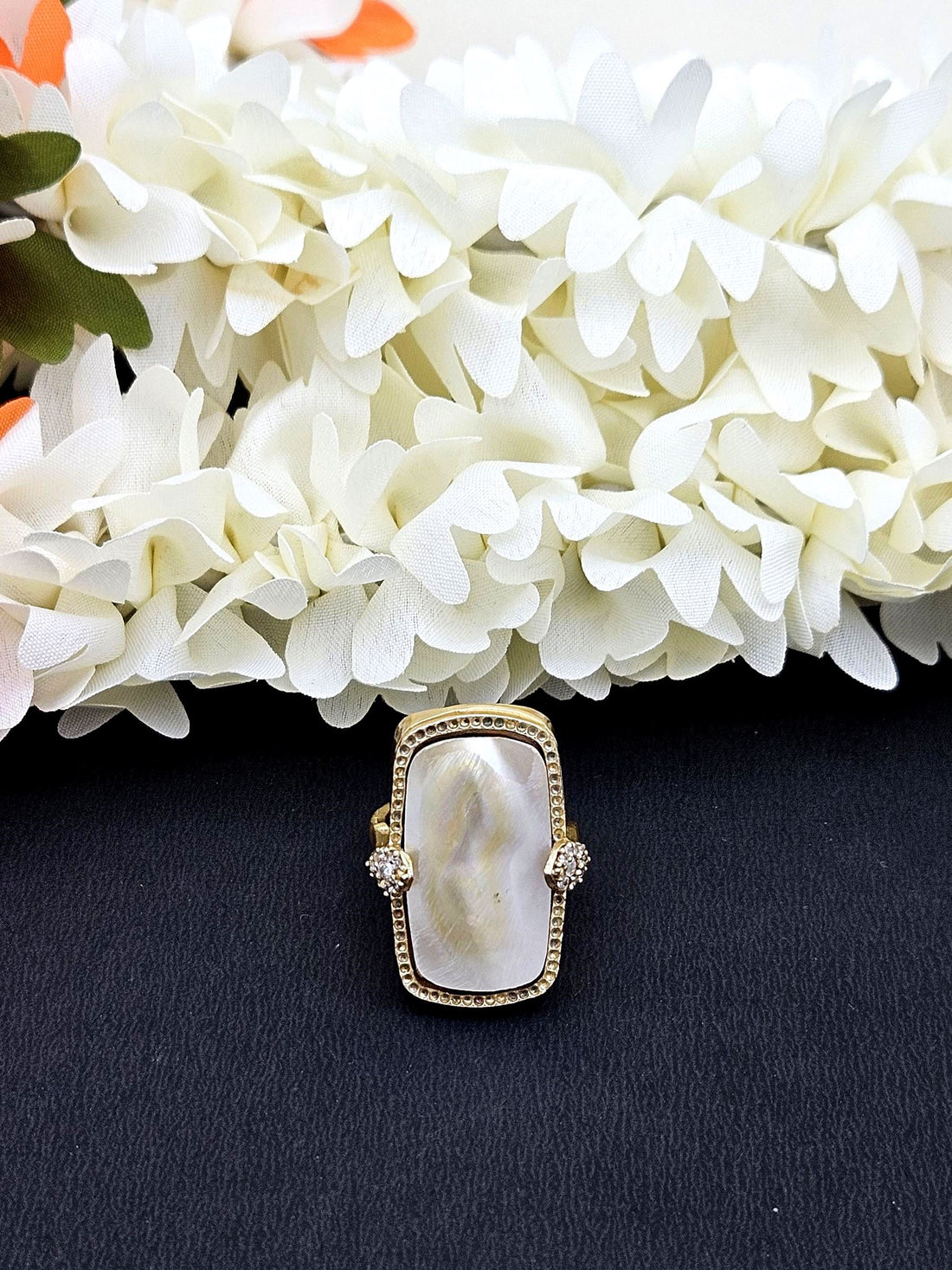 Amazing Antique Gold Cubic Zirconia MOP Awesome Designer Finger Ring