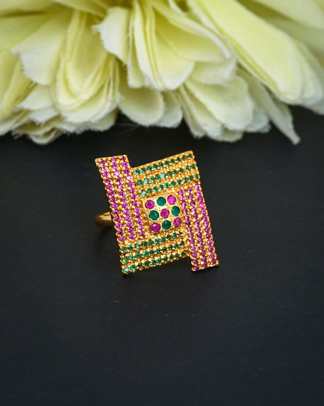 Luxury antique gold finger ring with artistic designer charm, blending heritage beauty with modern fashion
