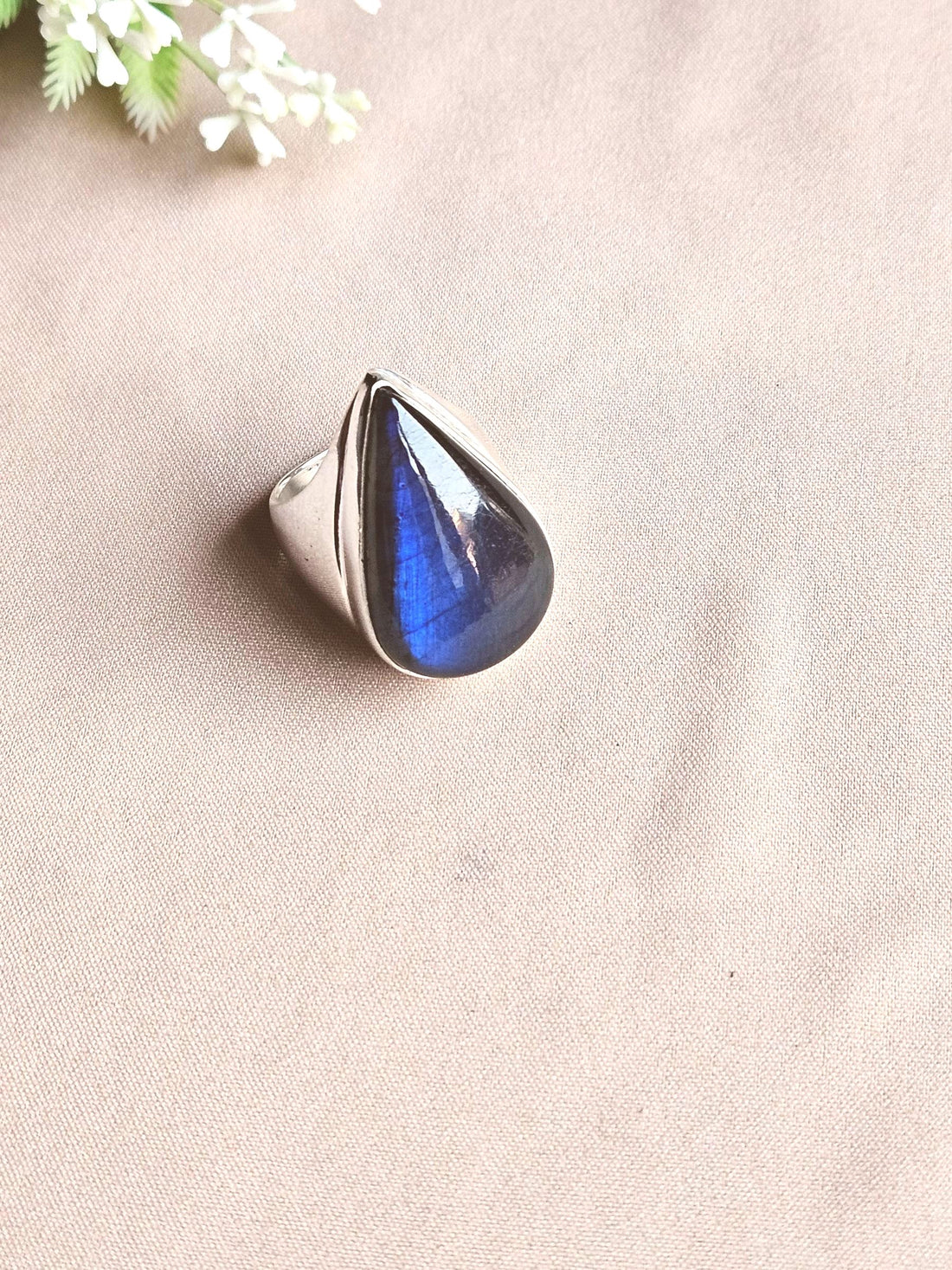 Natural Labradorite Ring for Men – Handcrafted Silver Plated GS Designer Ring