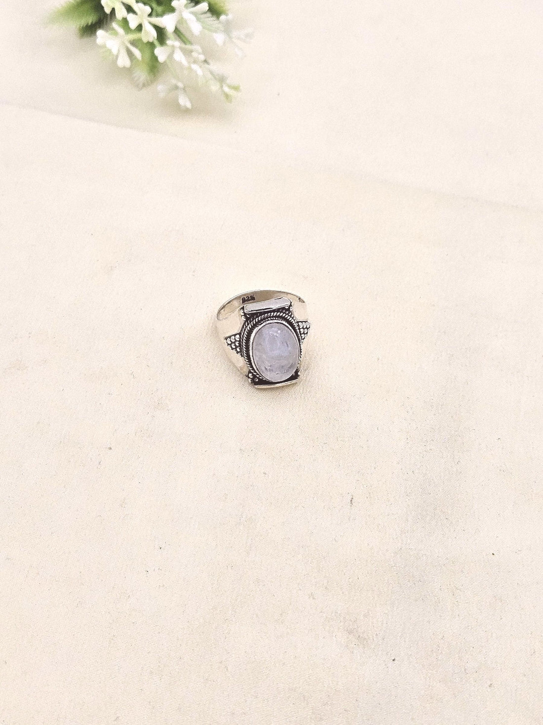 Fine 925 Sterling Silver Variant of Blue Chalcedony, Green Onyx & Rainbow Awesome Designer Finger Rings