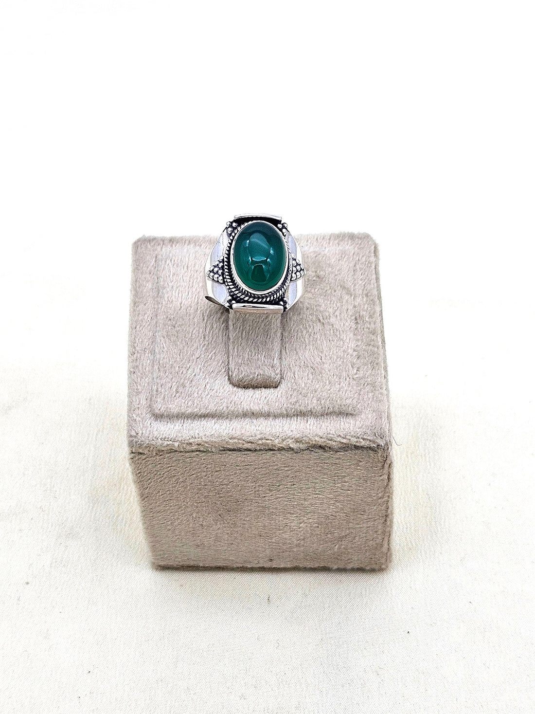 Fine 925 Sterling Silver Variant of Blue Chalcedony, Green Onyx & Rainbow Awesome Designer Finger Rings