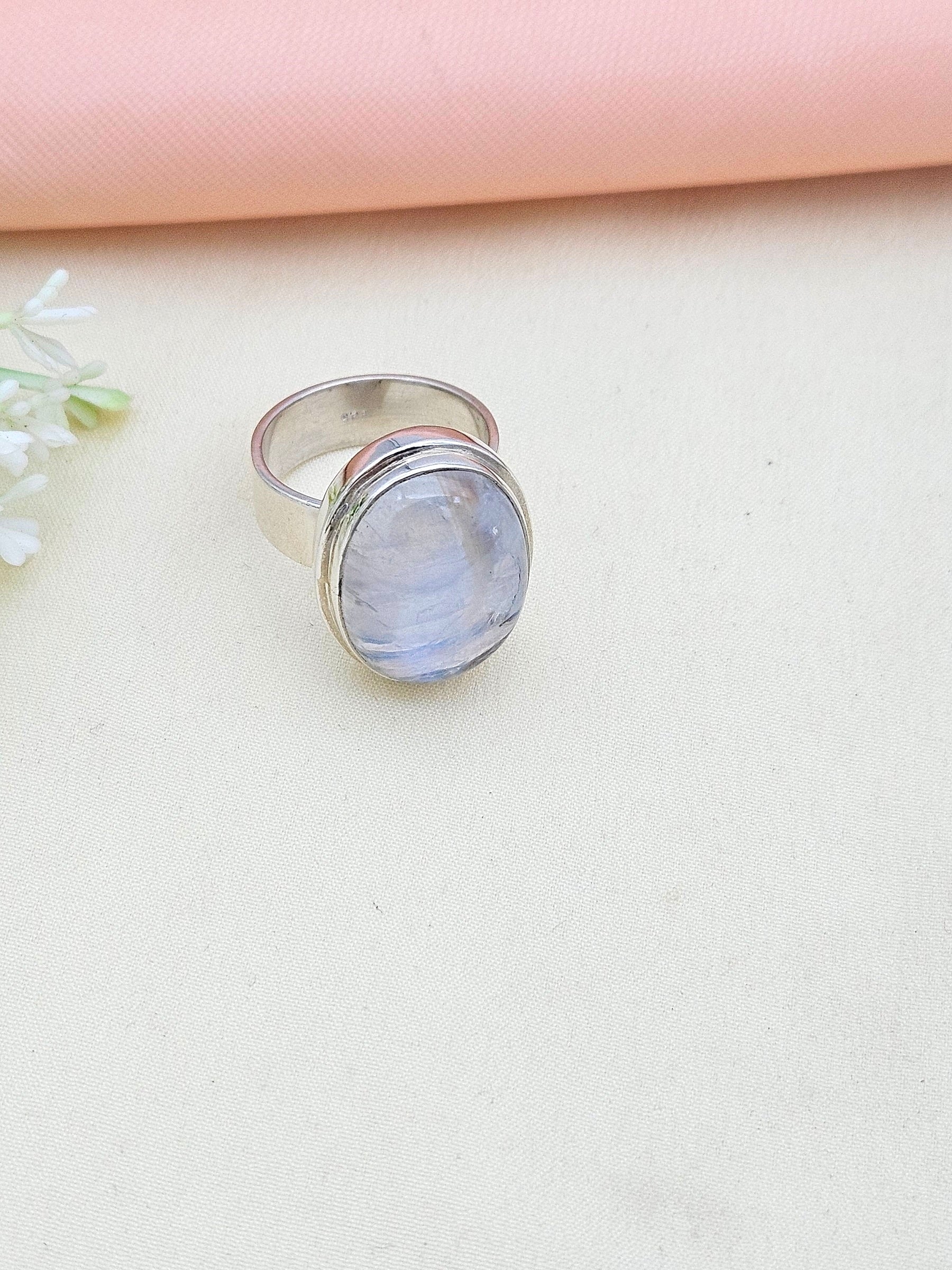 Gorgeous 925 Silver White Rainbow Gem Stone  Fine Handcrafted Designer Finger Ring - US Size 8