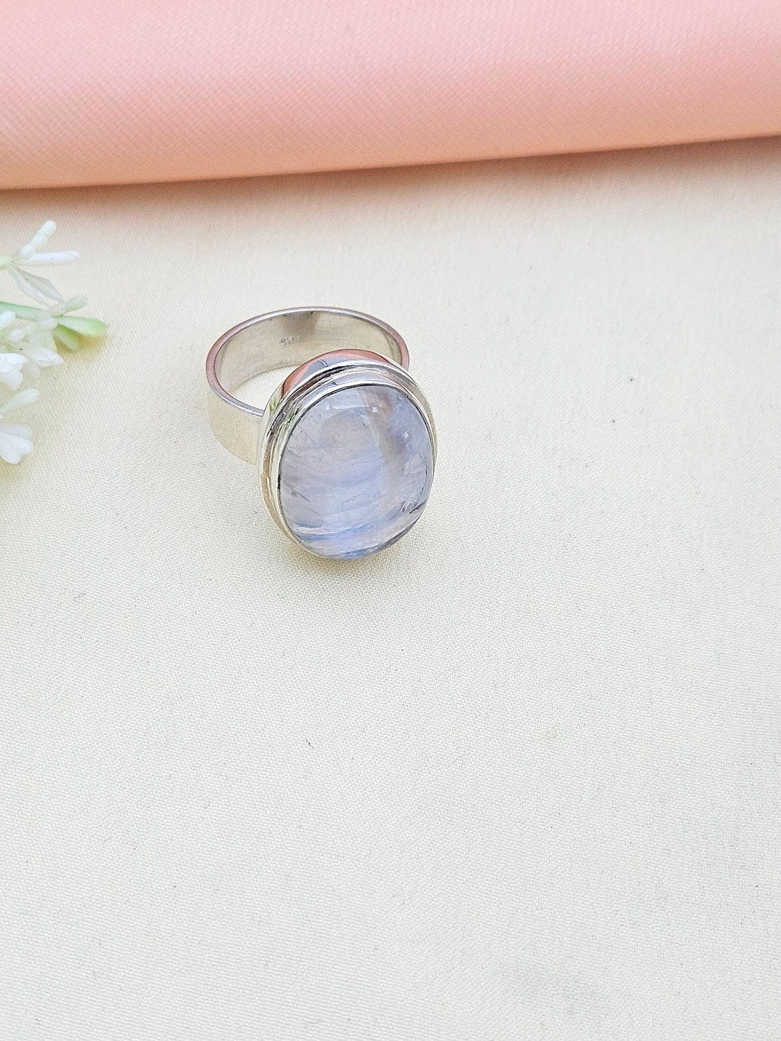 Gorgeous 925 Silver White Rainbow Gem Stone  Fine Handcrafted Designer Finger Ring - US Size 8