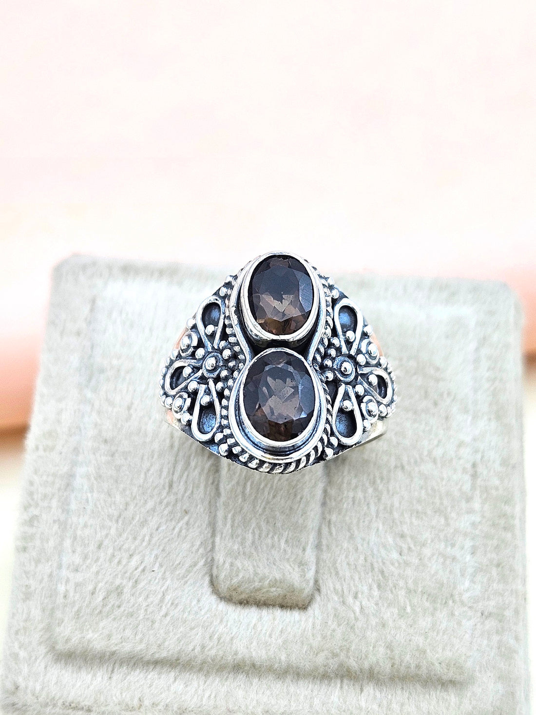Fine Handcrafted 925 Silver Oxidized Variant Semi Precious Gem Stones Awesome Designer Finger Ring