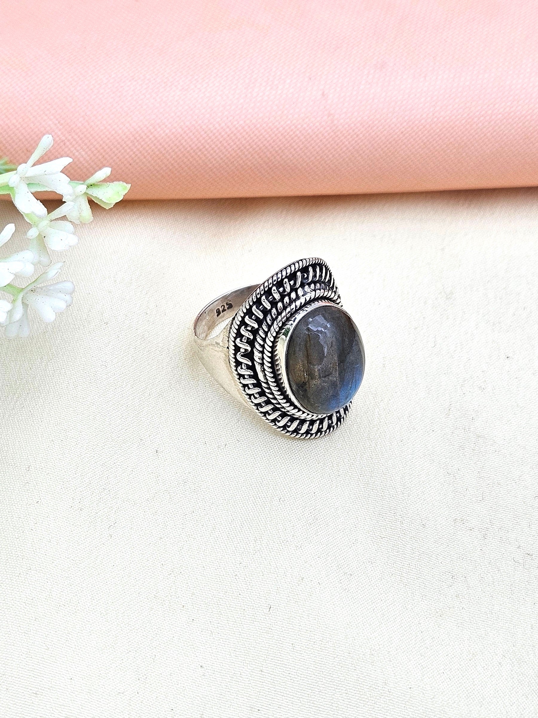 Stunning Designer 925 Silver Oxidized Variant Semi Precious Gem Stone Fine Handcrafted Finger Ring