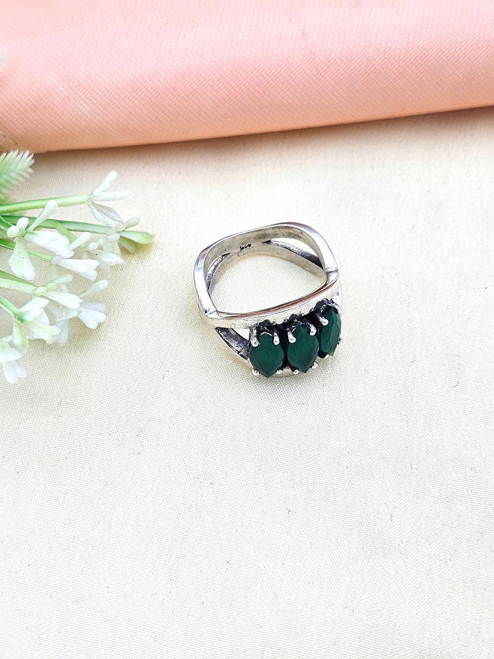 Fine Handcrafted 925 Silver Oxidized Green Onyx Gem Stone Awesome Designer Finger Ring - US Size 8