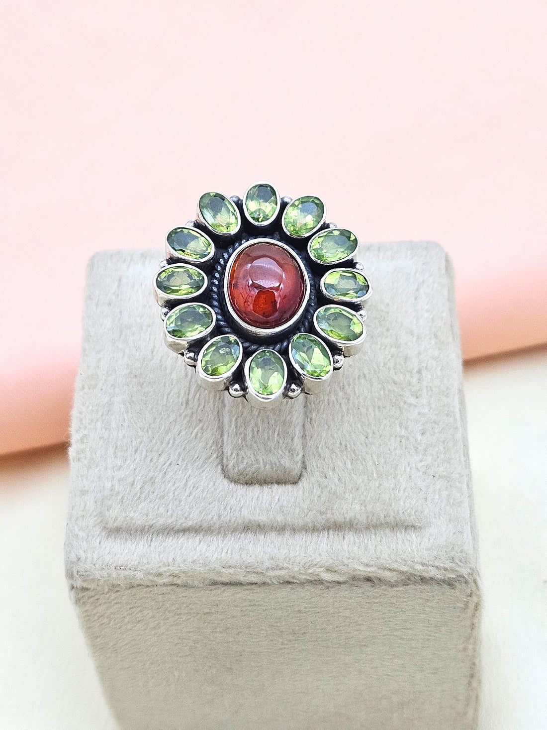 Fine Handcrafted 925 Silver Peridot-Carnelian Gem Stones Awesome Flower Designer Finger Ring