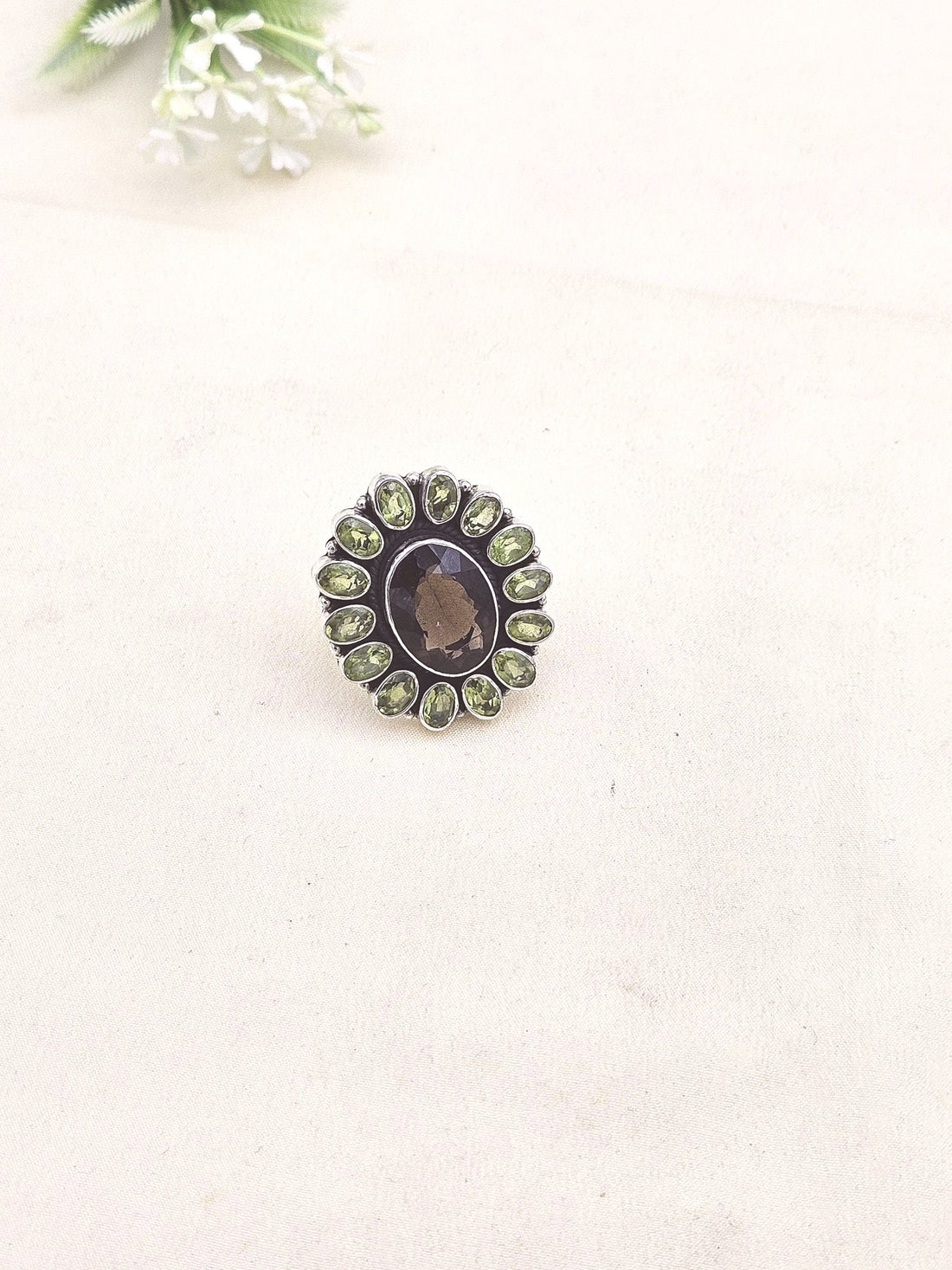 Fine Handcrafted 925 Silver Peridot-Smoky Gem Stones Awesome Flower Designer Finger Ring