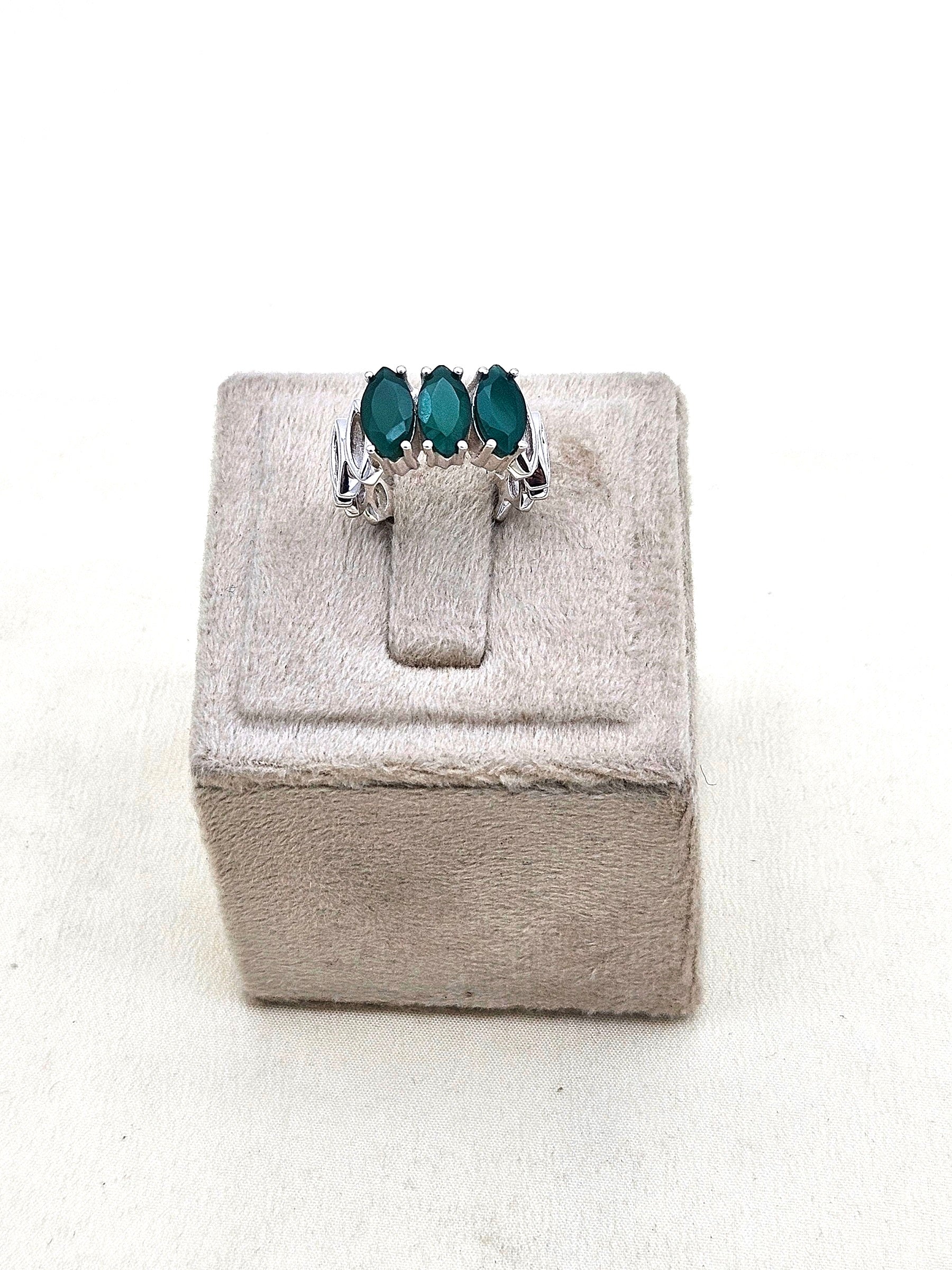 Fine Handcrafted 925 Silver Green Onyx Gem Stones Awesome Designer Finger Ring