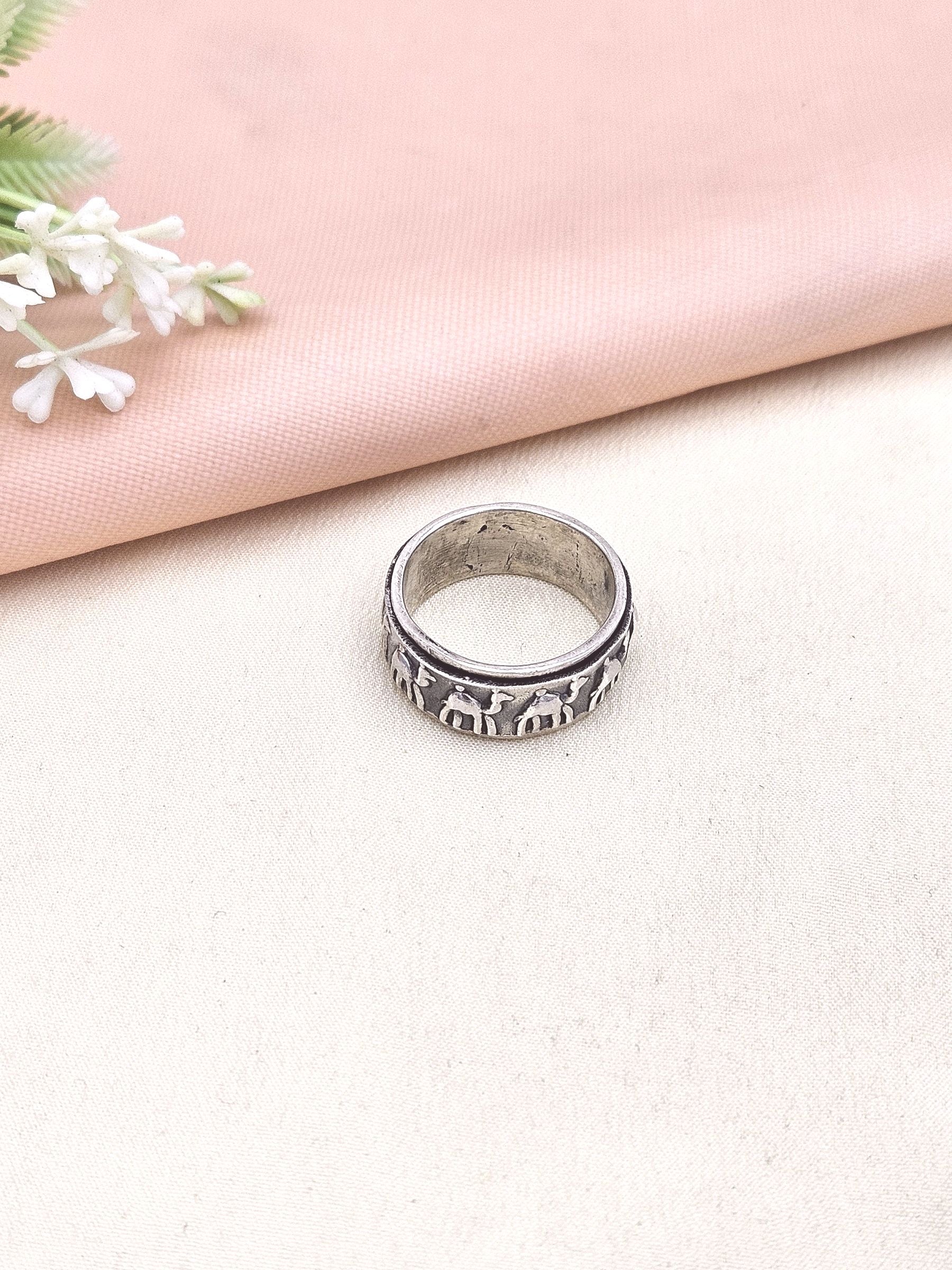 Fine Handcrafted 925 Silver OxidizedCamel Designer Moving Challa Finger Ring