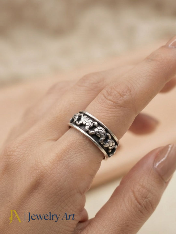 Fine Handcrafted 925 Silver Oxidized Tortoise Designer Moving Challa Finger Ring
