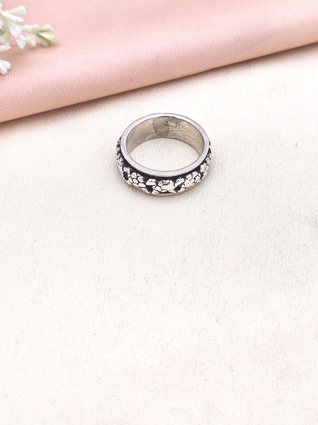 Fine Handcrafted 925 Silver Oxidized Tortoise Designer Moving Challa Finger Ring